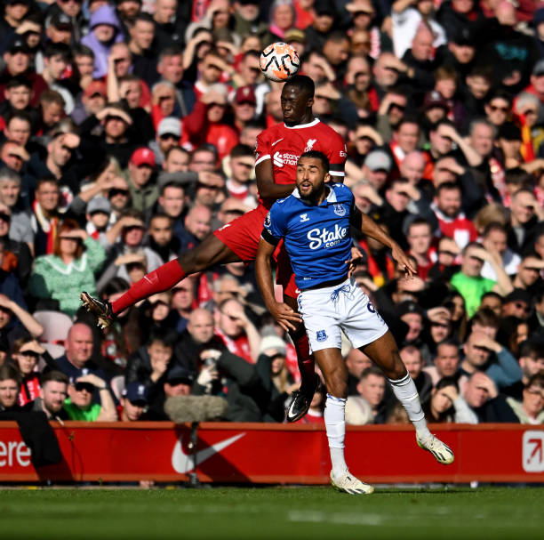 智能轨道插座：现代家居的电力管理革命！